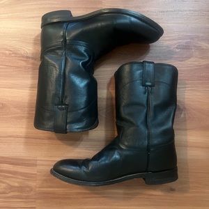 Black western boots
